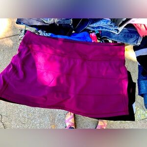 Lululemon tennis skirt size 12